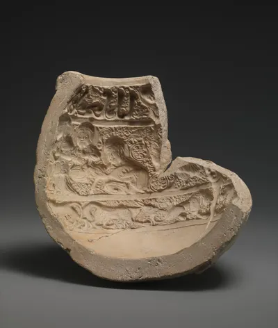 Mold_Fragment_with_Musicians