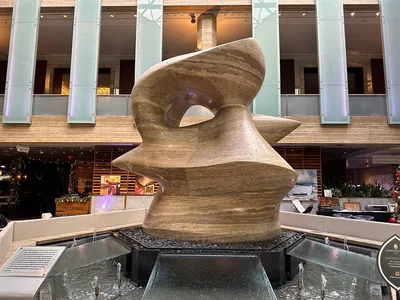 Henry_Moore_Sculpture