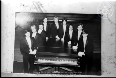 Coro_di_Miami_a_bishita_Aruba__Potret_di_potret__-_13_di_mei_1983__Image___2