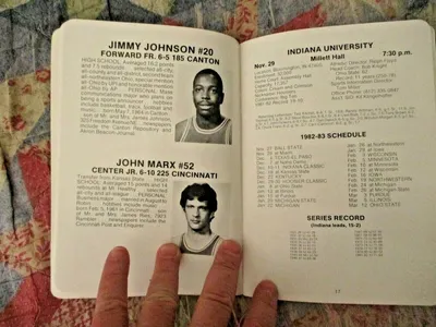 198283_MIAMI_REDSKINS_BASKETBALL_MEDIA_GUIDE_Yearbook_RON_HARPER_of_OHIO_1983
