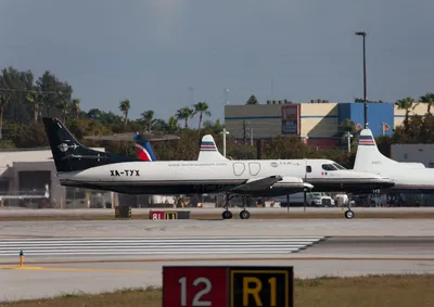 XA-TYX_Swearingen_SA227-AC_Metro_III_Aeronaves