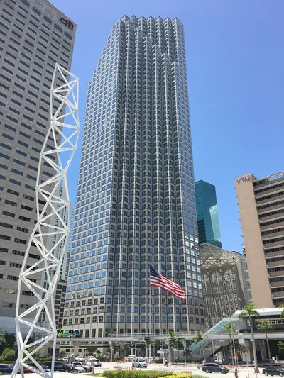 Southeast_Financial_Center_Downtown_Miami_1985