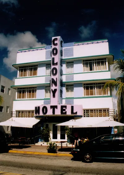 Colony_Hotel_Miami.jpg