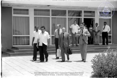 Sr._Betico_Croes_a_bai_Miami_pa_un_Operacion__3_september_1985__Image___1