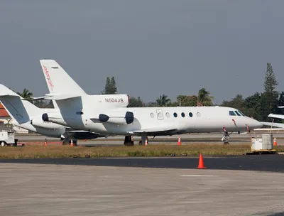 N504JS_Falcon_50