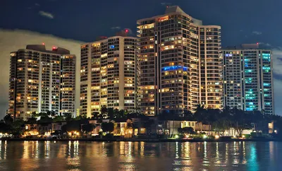 Golden_Isles_Condo_Towers