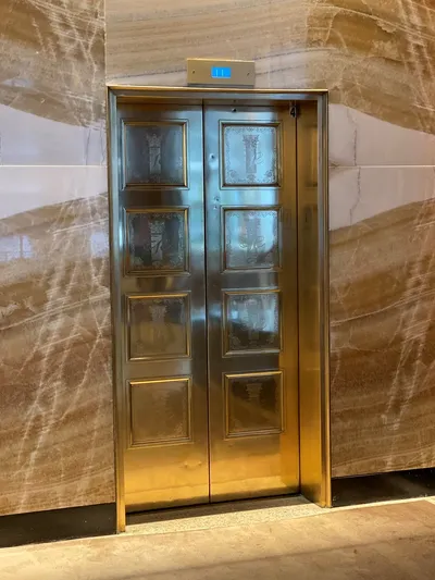 Elevator_Eden_Roc_Hotel_Lobby_Miami_Beach