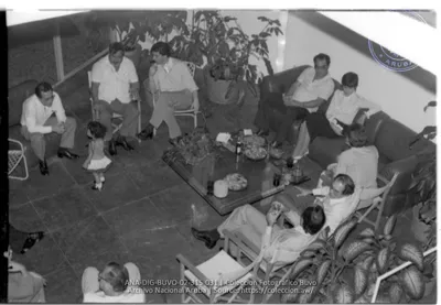Delegacion_di_Aruba_Gezaghebber_Figaroa_Diputado_Nelson_Oduber-_Daniel_Leo-_B._Arends-_V._van_Trigt-_A._Muyale_a_biaha_pa_Miami__Image___31