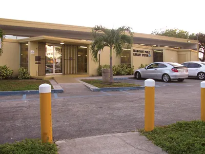 Lemon_City_Branch_Library.jpg