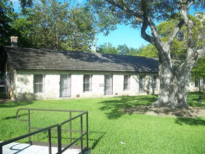 Miami_FL_Lummus_Park_HD_plantation_slave_qtrs01.jpg