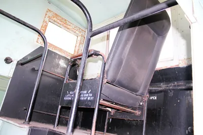 Atlantic_Coast_Line_caboose_interior_7628
