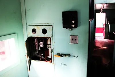 Atlantic_Coast_Line_caboose_interior_7629