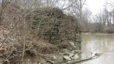Turtle_Creek_Culvert_southeastern_abutment.jpg