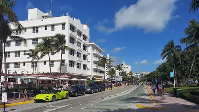 Miami_Beach_-_Ocean_Drive__2023_.jpg