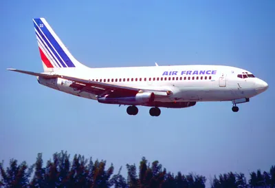 Air_France_Boeing_737-247__N4522W_MIA__March_1980_BXN__5619084944_.jpg