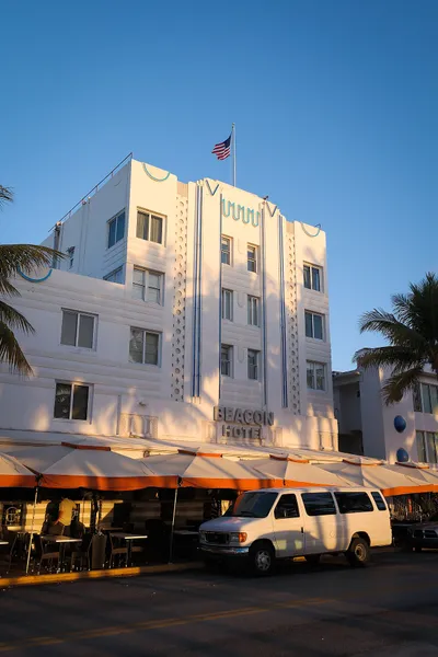 Beacon_Hotel__Miami_Beach_-1.jpg