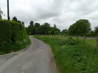 Lane_heading_to_Wroughton_at_Overtown_House_-_geograph.org.uk_-_3519091.jpg