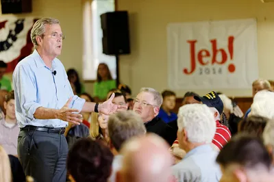 Governor_of_Florida_Jeb_Bush_at_VFW_in_Hudson__New_Hampshire__July_8th__2015_by_Michael_Vadon_a_02.jpg