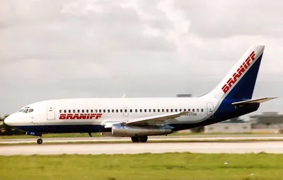 Boeing_737-247__Braniff_AN0203006.jpg