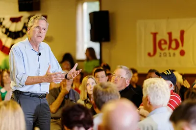 Governor_of_Florida_Jeb_Bush_at_VFW_in_Hudson__New_Hampshire__July_8th__2015_by_Michael_Vadon_a_14.jpg