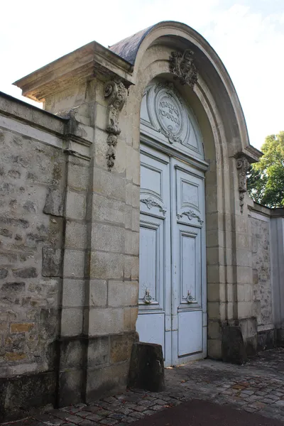 2021-06-20_19-58-34_-_Fontainebleau_-_H_tel_de_Pompadour.jpg