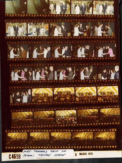 Mrs._Carter_s_Trip_to_Miami_Trade_show_-_DPLA_-_664b1ab0bdf1183e85395c1e0ddb1431.jpg